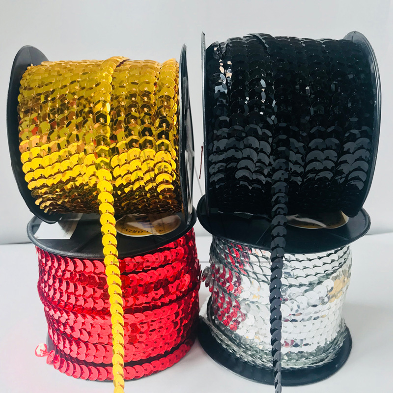 HILO DE LENTEJUELAS METALIZADAS 6MM X 80 YARDAS